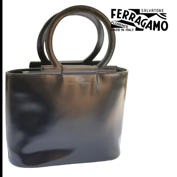 Salvatore Ferragamo Large Gancini loop top handle Small  leather purse handbag - Picture 1 of 16